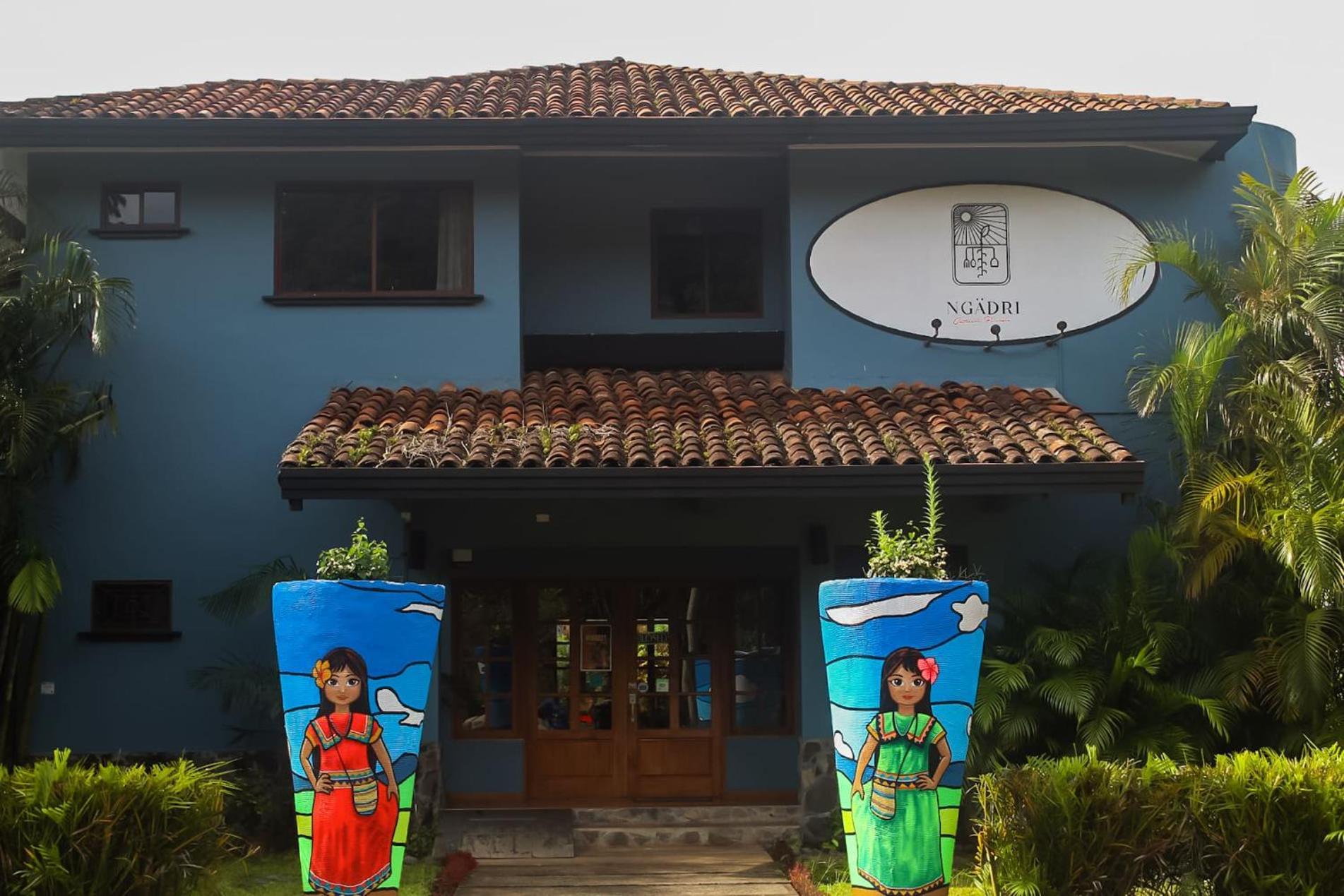 Hotel Isla Verde Boquete Exterior photo